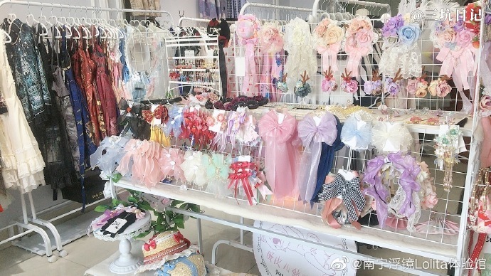 南宁南宁浮镜Lolita体验馆 Lolita洋装实体店实拍图片照片3